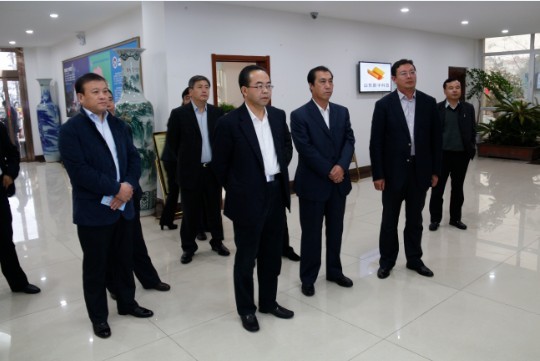 辽宁省辽阳市党政考察团来�?2349