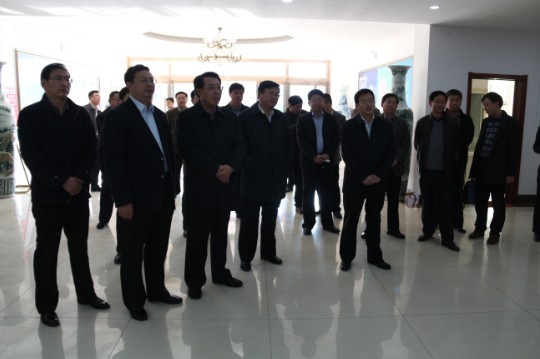 市发改委领导调研居家养�?服务项目建设