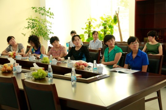 淄博张店区妇联主席来中心考察