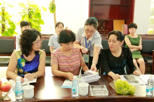 淄博张店区妇联主席来中心考察